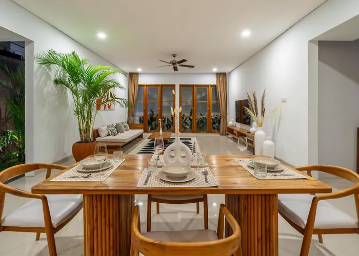 Sofia - Quiet Pool Escape With Spacious Sundeck In Prime Location Canggu (Bali)