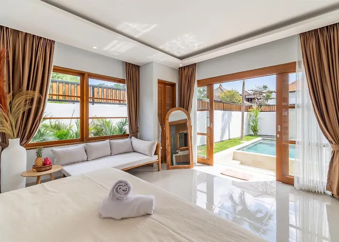 Sofia - Quiet Pool Escape With Spacious Sundeck In Prime Location ヴィラ チャングー