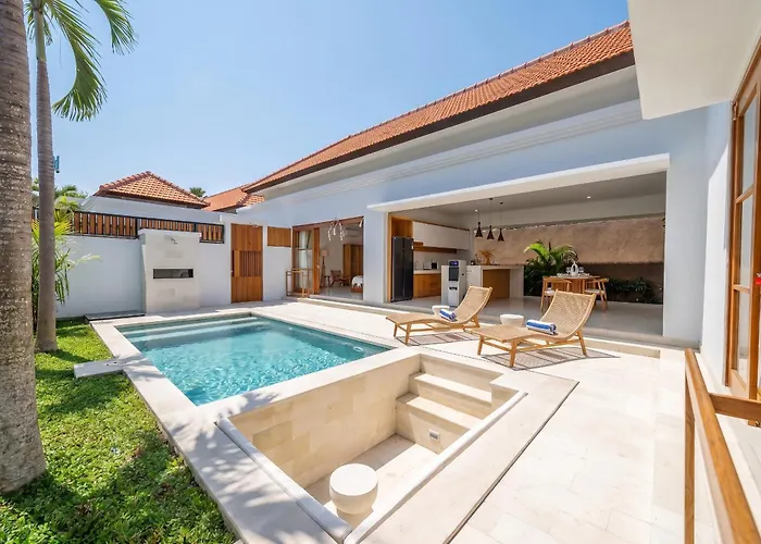 Sofia - Quiet Pool Escape With Spacious Sundeck In Prime Location Чангу